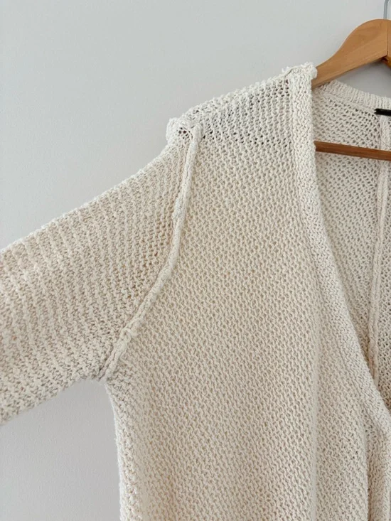 Free People Baja Circle Back Shark Hem Cardigan Cream Snap Front Size Large - Picture 6 of 12